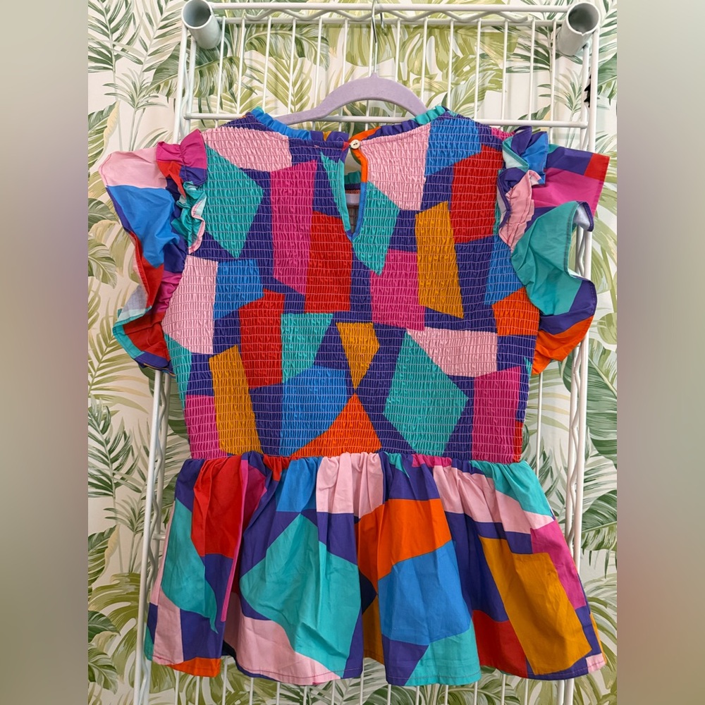 Peach Love Geometric Ruffle Top - Picture 2 of 7